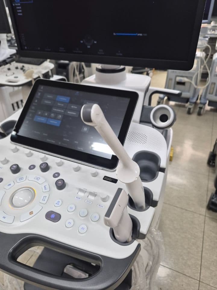 Samsung RS80 EVO Shared Service Ultrasound System thumbnail 5