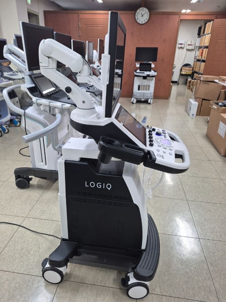 Cardiac and Vascular Ultrasound — GE LOGIQ P9 System thumbnail 3