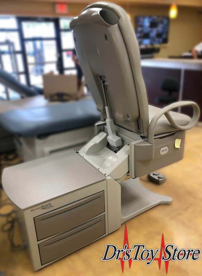 Brewer Access High-Low Barrier-Free Procedure Exam Chair thumbnail 3