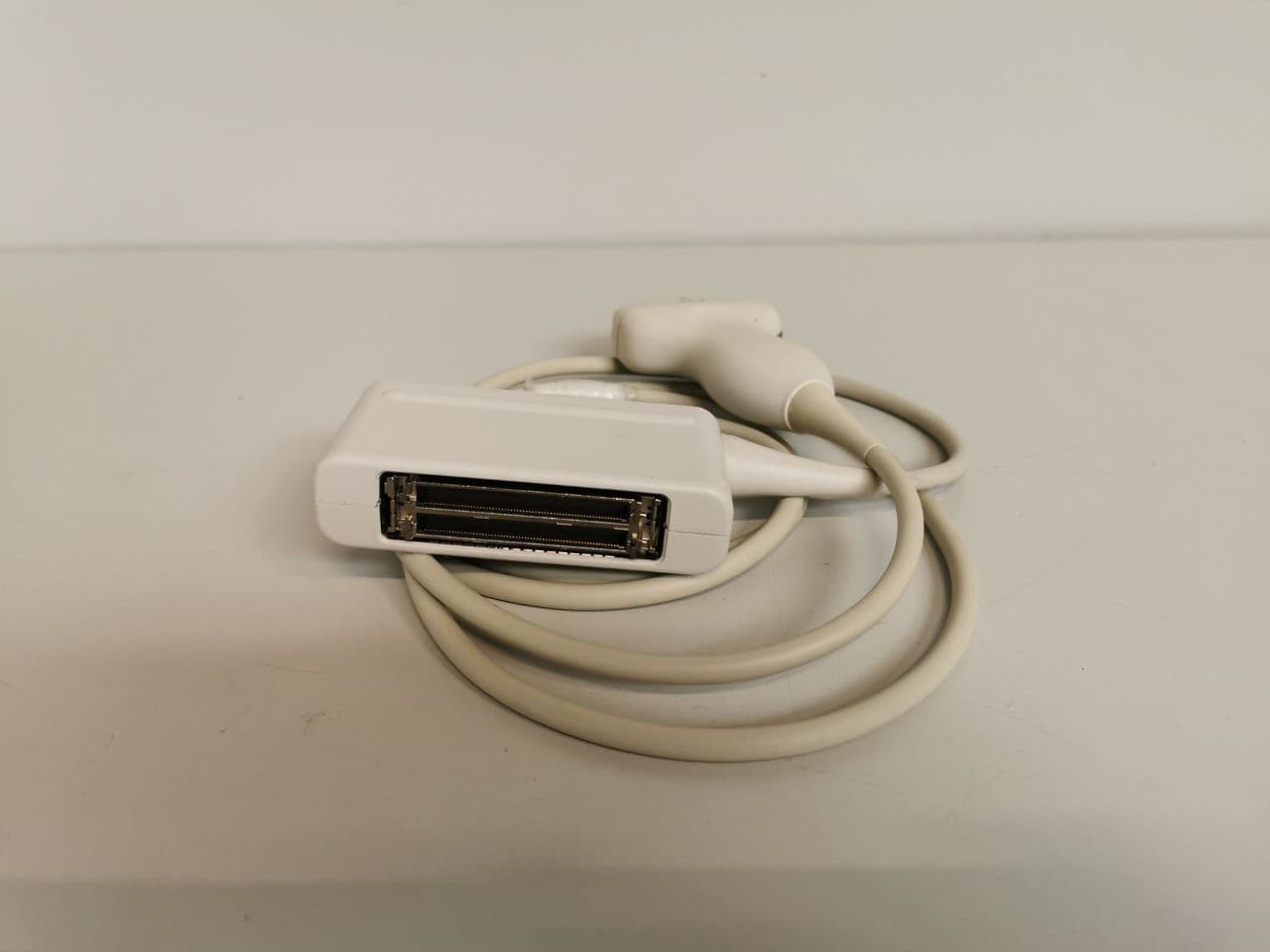 Philips C6-2 Convex Ultrasound Transducer thumbnail 2