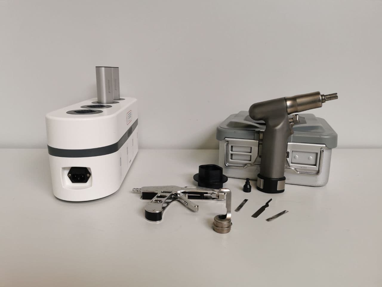 Aesculap Acculan III Surgical Power Tool System thumbnail 4