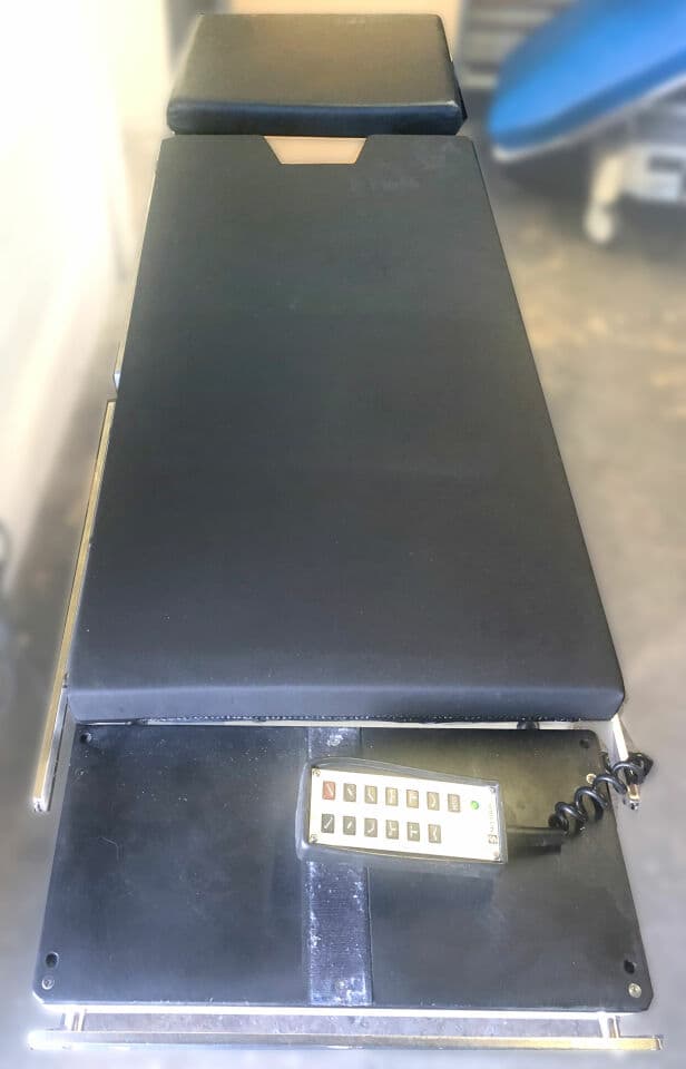 Skytron Elite 6001 Surgical Operating Table thumbnail 2