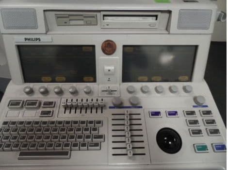 Hewlett Packard Sonos 5500 Cardiac Ultrasound System thumbnail 2