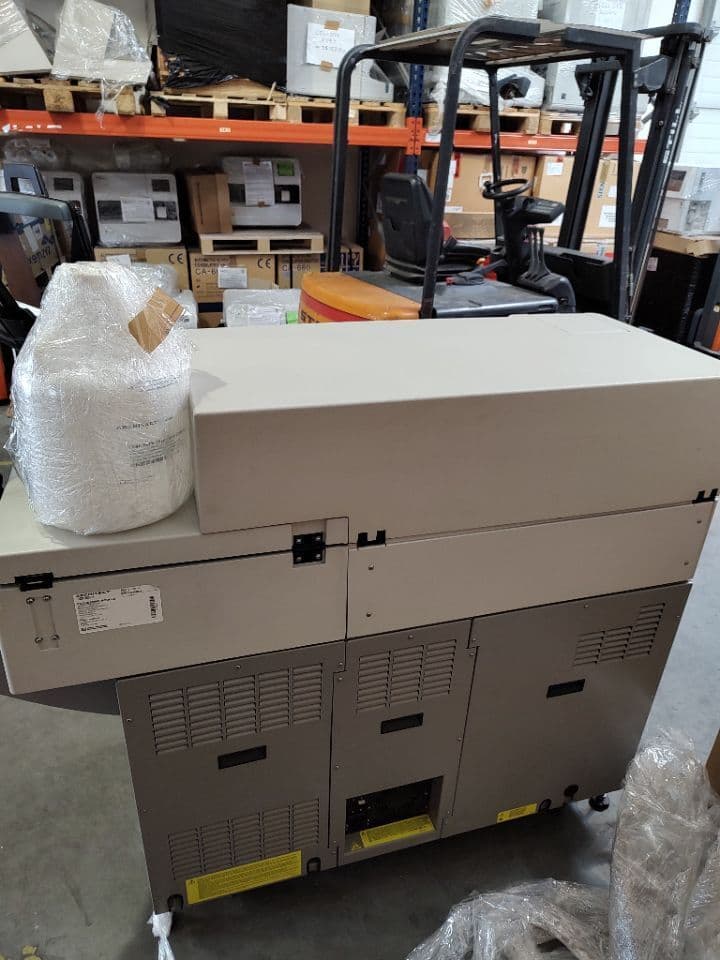 Abbott Architect i1000SR Immunoassay Analyzer thumbnail 2
