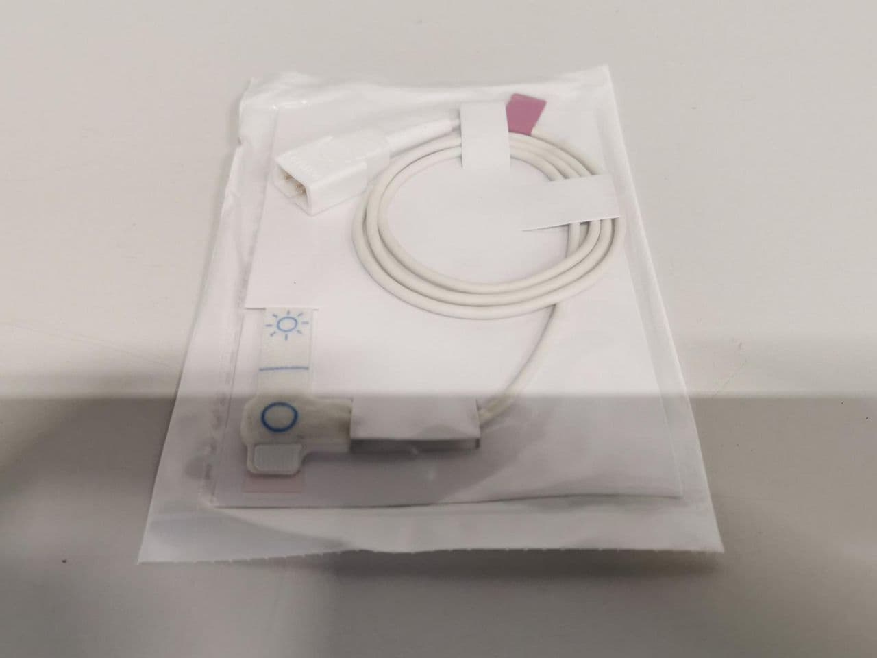 Reusable SpO2 Finger Sensor Probe by Philips — M1133A (REF 989803128551) thumbnail 2