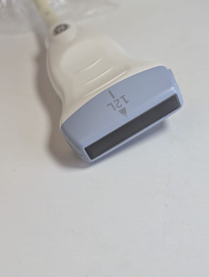 GE 12L-RS Linear Array Ultrasound Transducer thumbnail 4