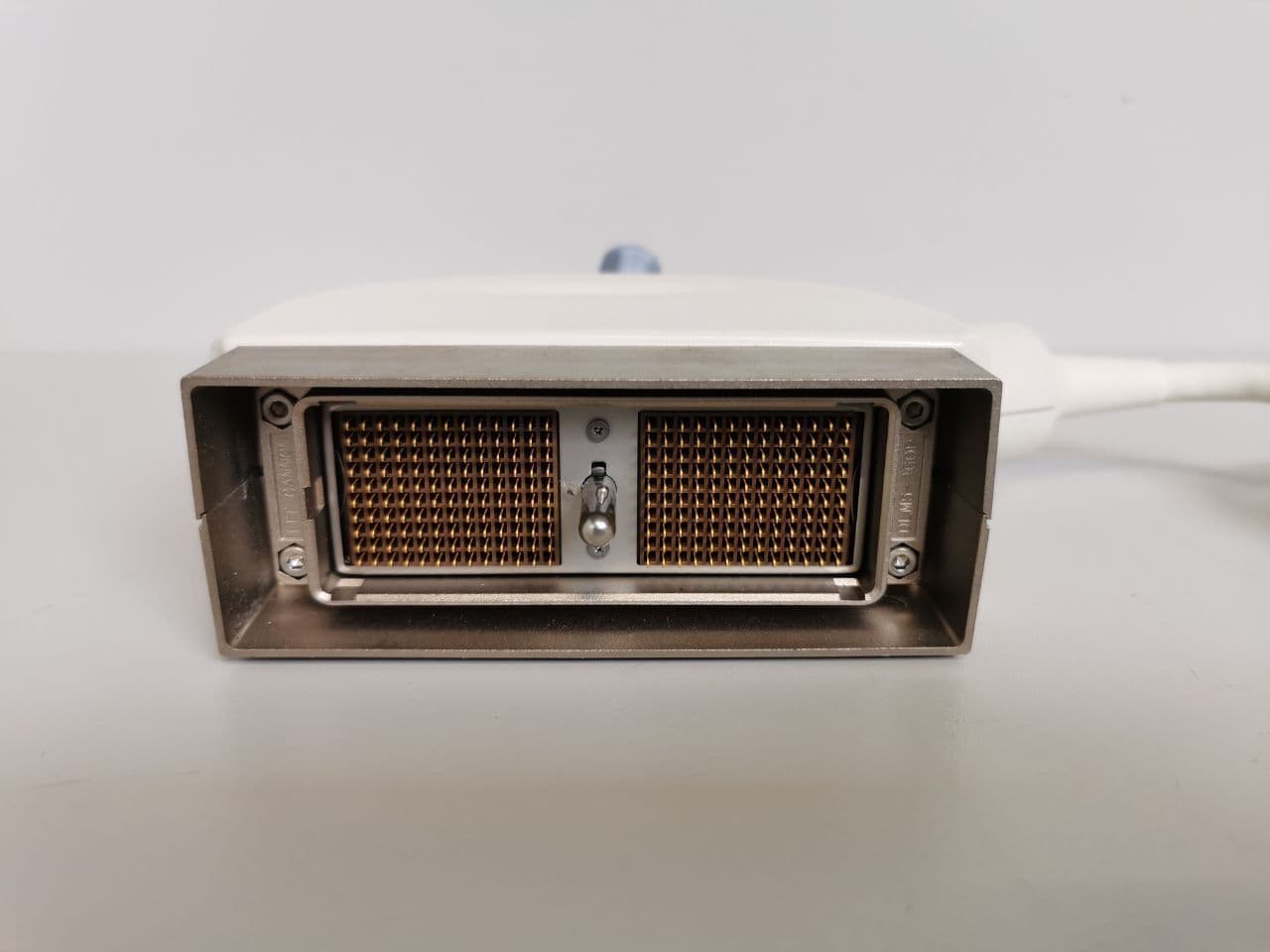GE Healthcare 9L Linear Ultrasound Probe thumbnail 4