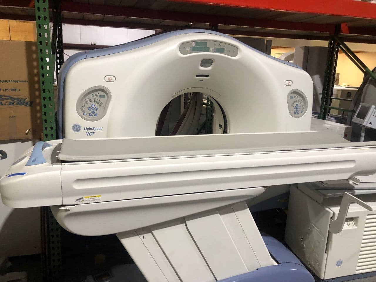 GE Lightspeed VCT 64-Slice CT Scanner thumbnail 2