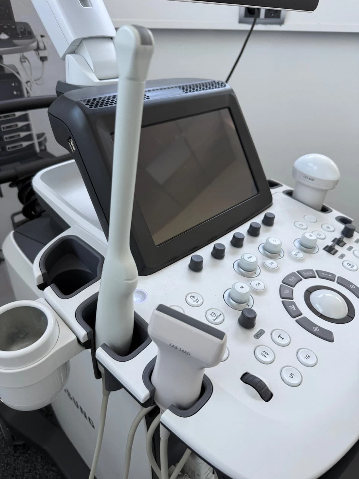 Samsung UGEO H60 | UGEO H60 Gynecology Ultrasound | Used 4D OB/GYN Color Doppler Console | Medison H60 System Without Probes | Premium Women’s Healthcare Platform thumbnail 2