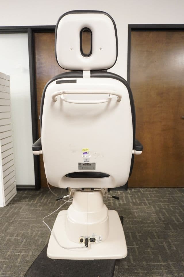 For Sale RELIANCE 520 Reliance Medical Model 520 Electric Exam Chair thumbnail 2