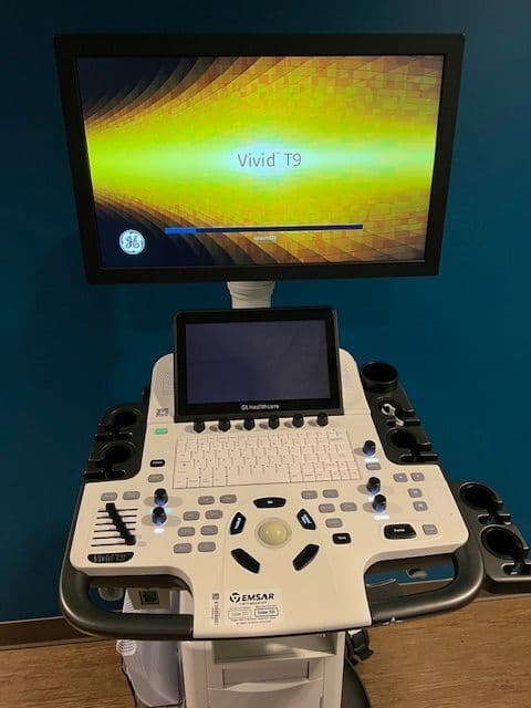 GE Vivid T9 Cardiac and Vascular Ultrasound System image 1
