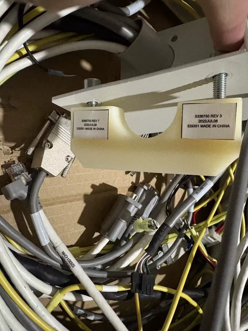 GE OEC Brivo 715 / 785 Mobile C-Arm Interconnect Bundle Cable Assembly (P/N 5085700) thumbnail 2