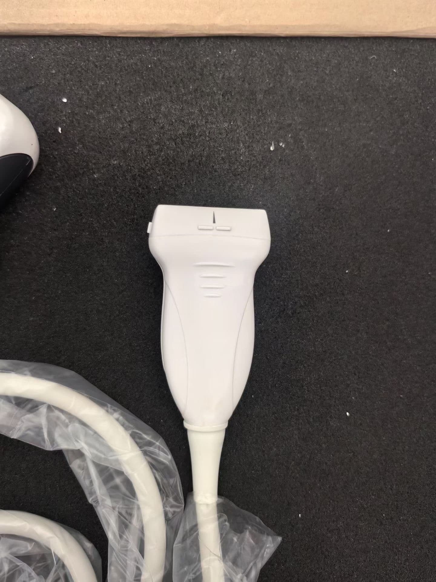 Mindray L9-3U 2.5-9MHz Linear Ultrasound Transducer for Resona 6 Resona 7 Used thumbnail 2