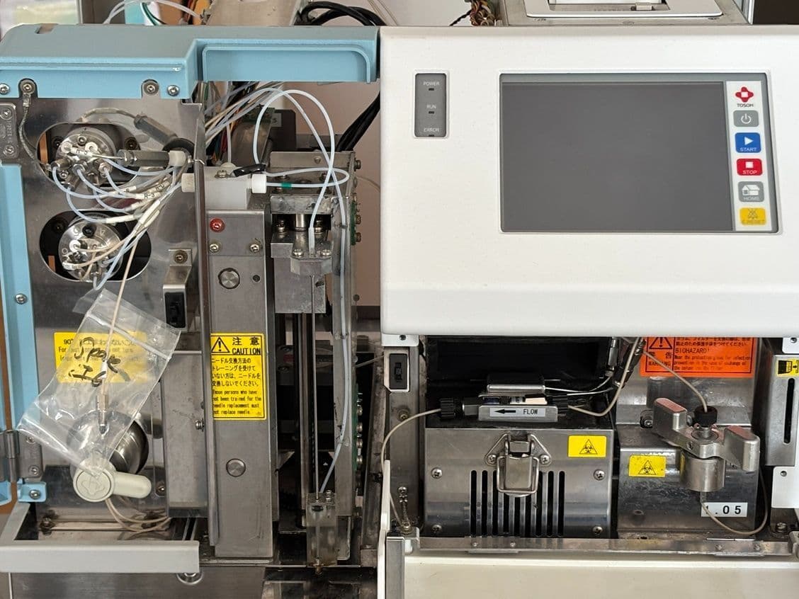 Tosoh HLC-723G8 HPLC Analyzer with Integrated Sample Loader thumbnail 5