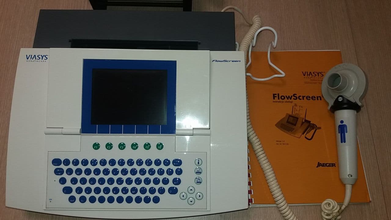 Integrated Spirometry System: Viasys FlowScreen with Processor and Printer