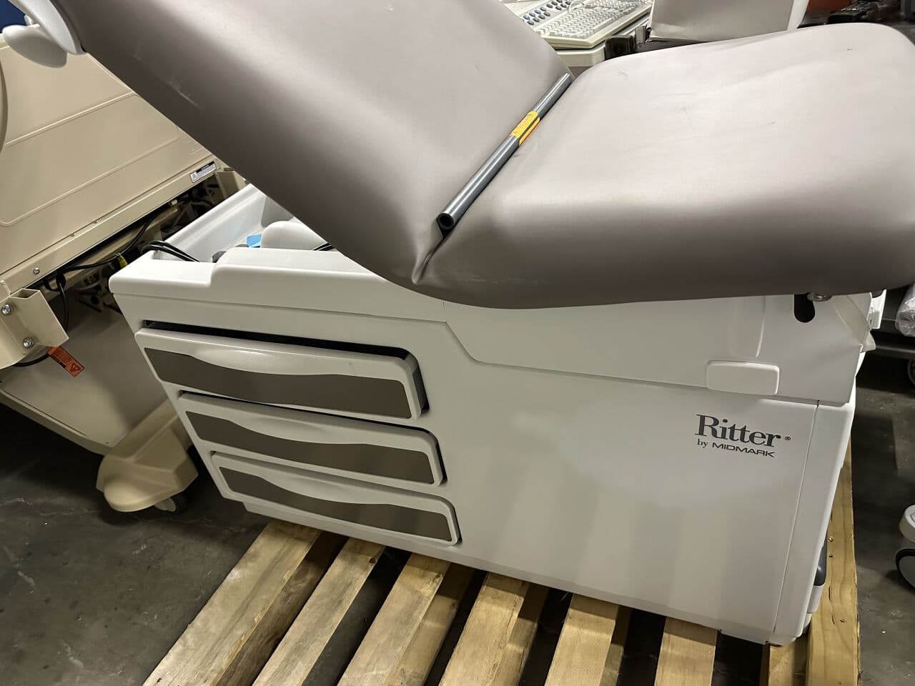 Ritter Midmark 204 Manual Examination Table