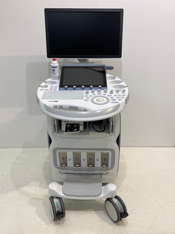 GE Voluson E8 BT21 4D Ultrasound System