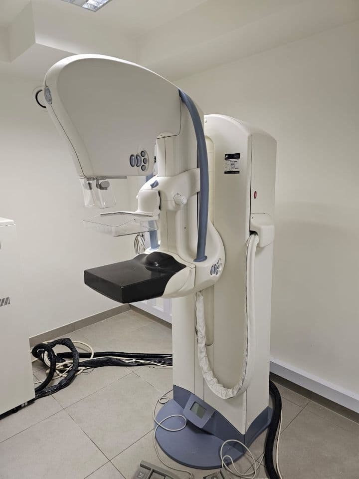 GE Senographe Essential 2D Mammography Unit