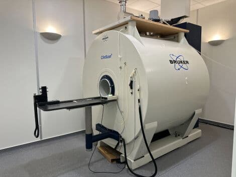 MRI Scanner from Bruker — ClinScan Model for Parts