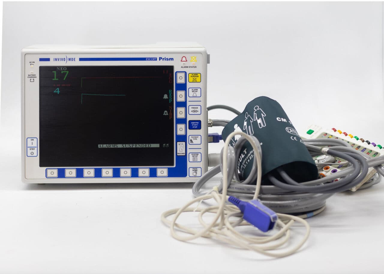 INVIVO Escort Prism SE Patient Monitor