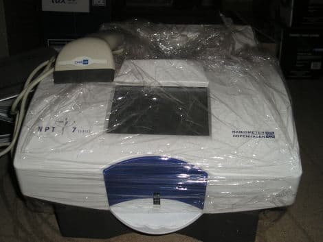 Critical Care Blood Gas Analyzer — Radiometer NPT-7