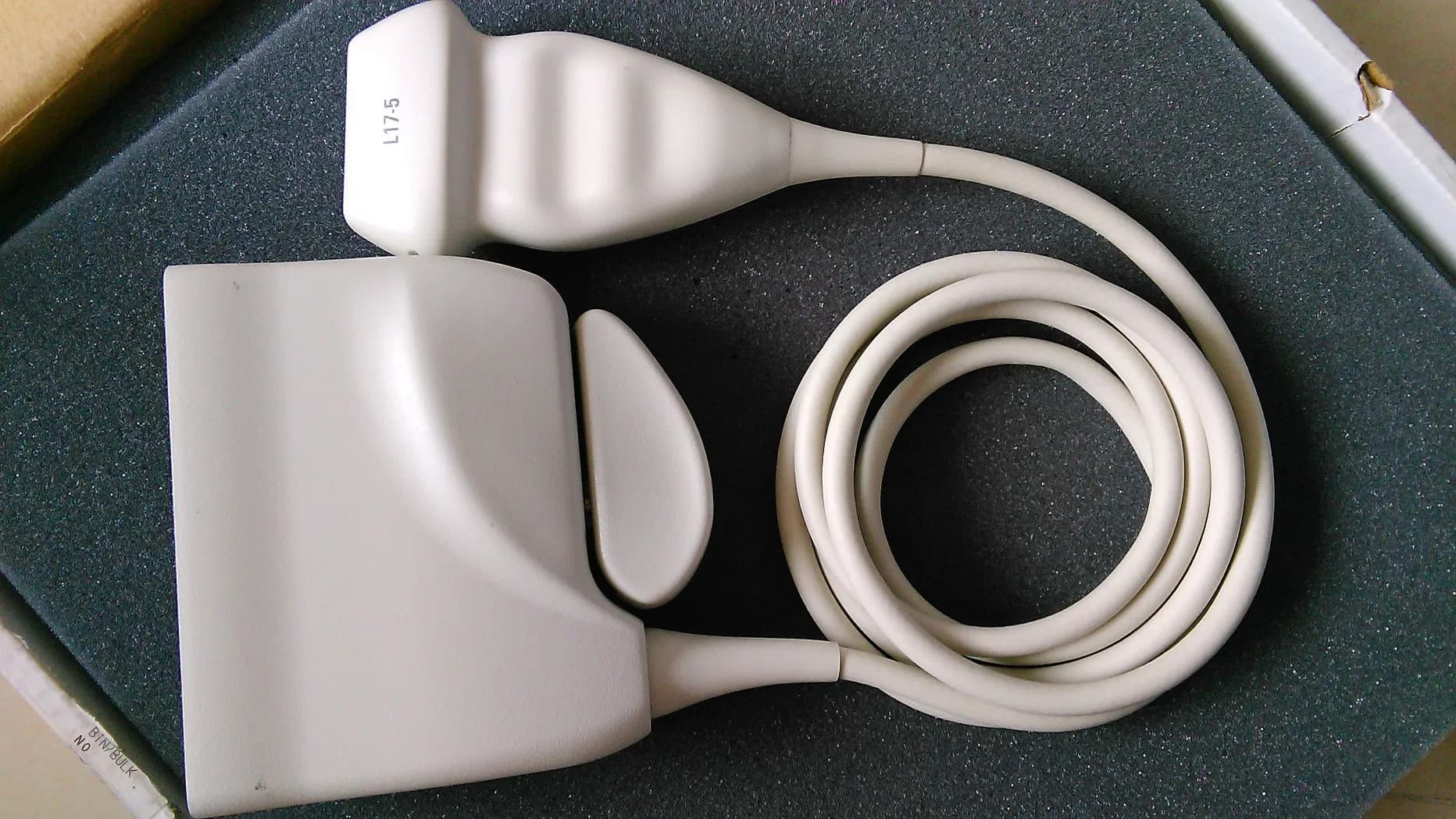 Philips L17-5 Linear Array Ultrasound Probe for iU22 and iE33 Systems – Large Connector High-Frequency Linear Transducer