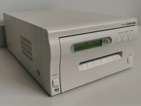 Mitsubishi CP700E Color Video Printer