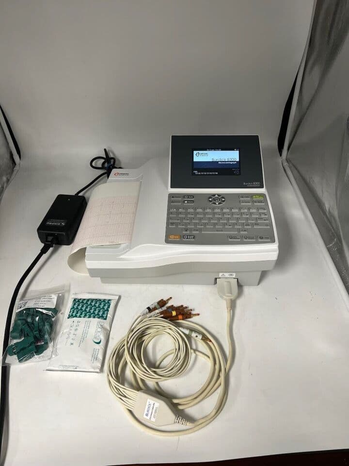 Burdick 8300 EKG Machine