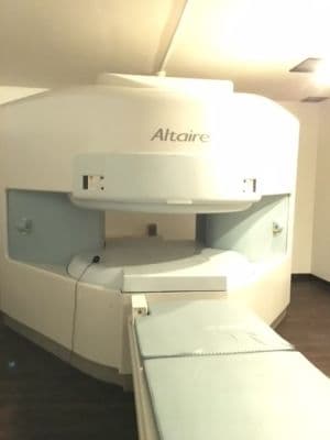 Hitachi Altaire Open MRI System for Parts