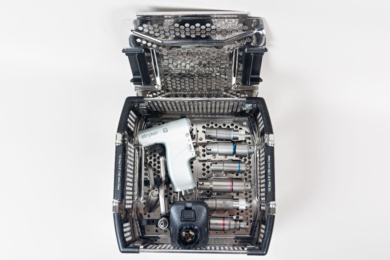 Stryker System 9 Cordless Driver Set for Surgical Procedures