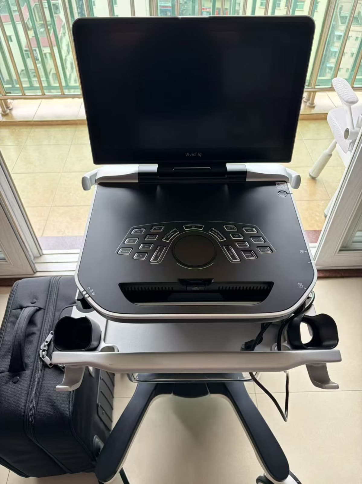 GE Vivid iq Portable Cardiac Ultrasound System 2022 Model Used Excellent Cosmetic Condition