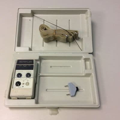 Medtronic 5375 Demand Pulse Generator / External Pacemaker