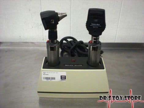 Welch Allyn 71110 Otoscope/Ophthalmoscope Diagnostic Set