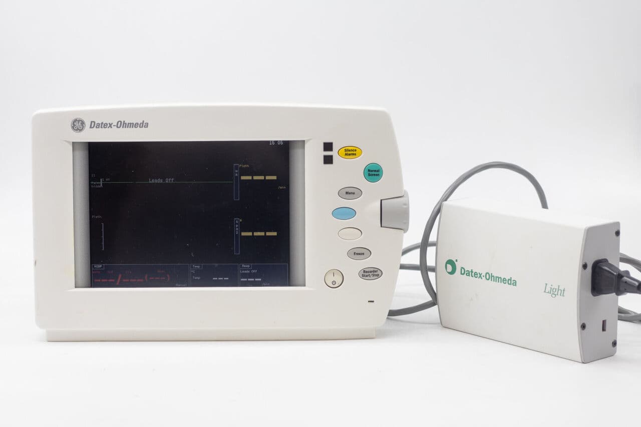 Datex Ohmeda Portable S/5 Patient Monitor
