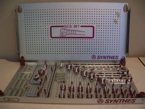 Synthes DCS Implant Set for Orthopedic Trauma Surgery
