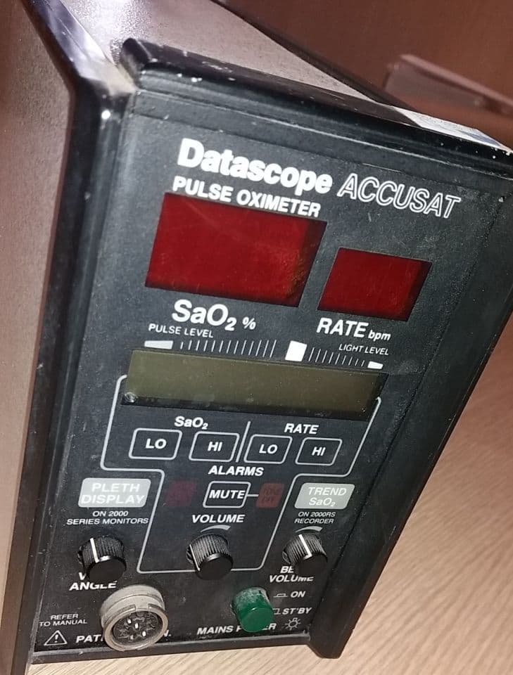 Datascope Accusat Handheld Pulse Oximeter