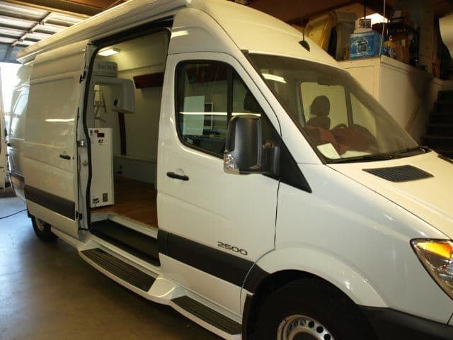 NewTom Sprinter Mobile Dental X-Ray with VG Pan and CBCT System