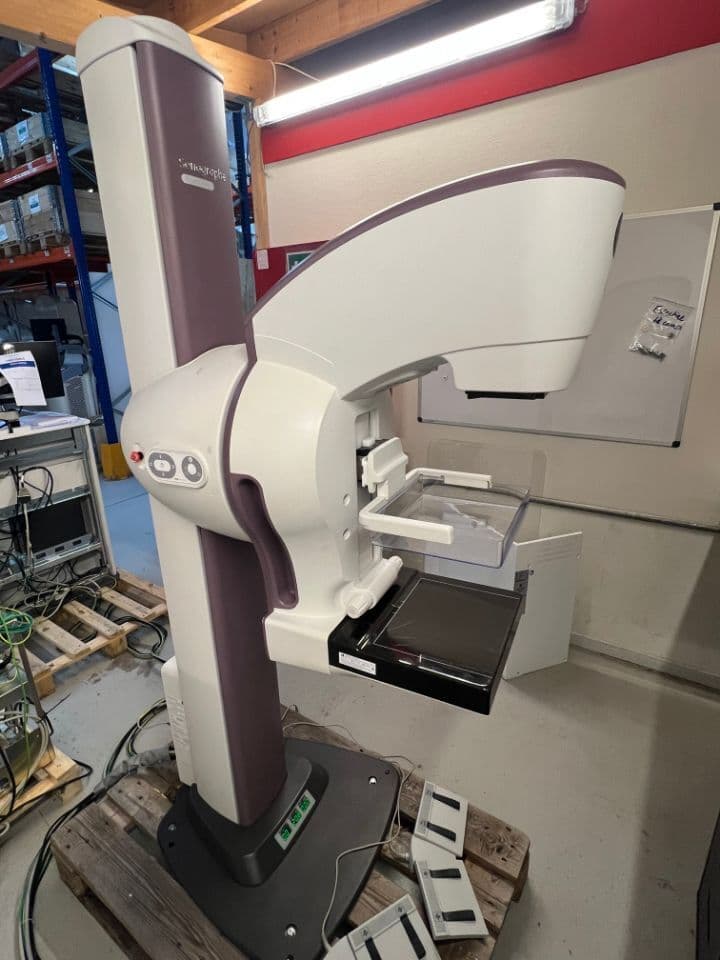 GE Senographe Crystal Nova 2D Digital Mammography Unit