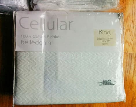 Hospital-Grade 100% Cotton Bed Sheet by Unknown — Model 100cotton