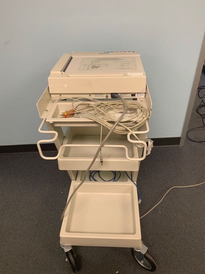 Hewlett Packard PageWriter 300pi M1770A Interpretive EKG Machine