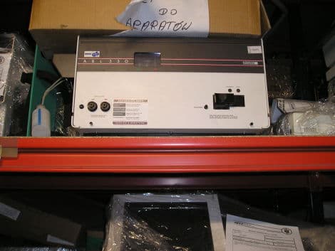 Radiometer ABL 330 Blood Gas Analyzer for Critical Care Diagnostics