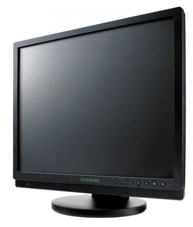 Samsung SMT-1722N LCD Monitor for AS Definition CT Systems