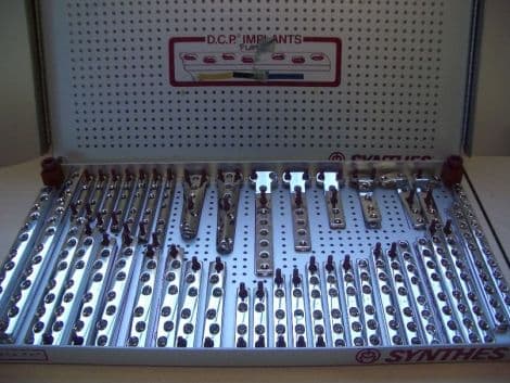 DCP Implant Set for Orthopedic Surgery by Synthes
